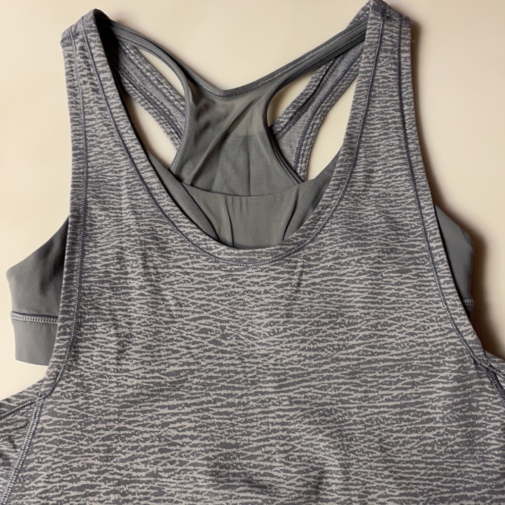 Lululemon Glide and Stride Tank - Picture 5 of 7